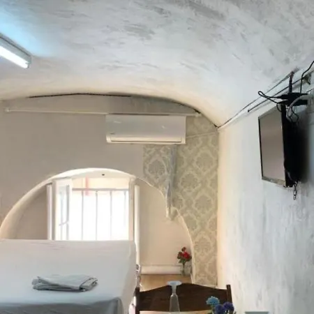 Bed & Breakfast Arch House Bari